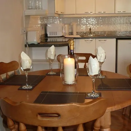 Tithebarn Court *